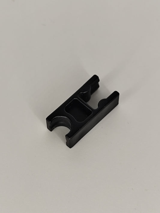 K'NEX clip with socket end