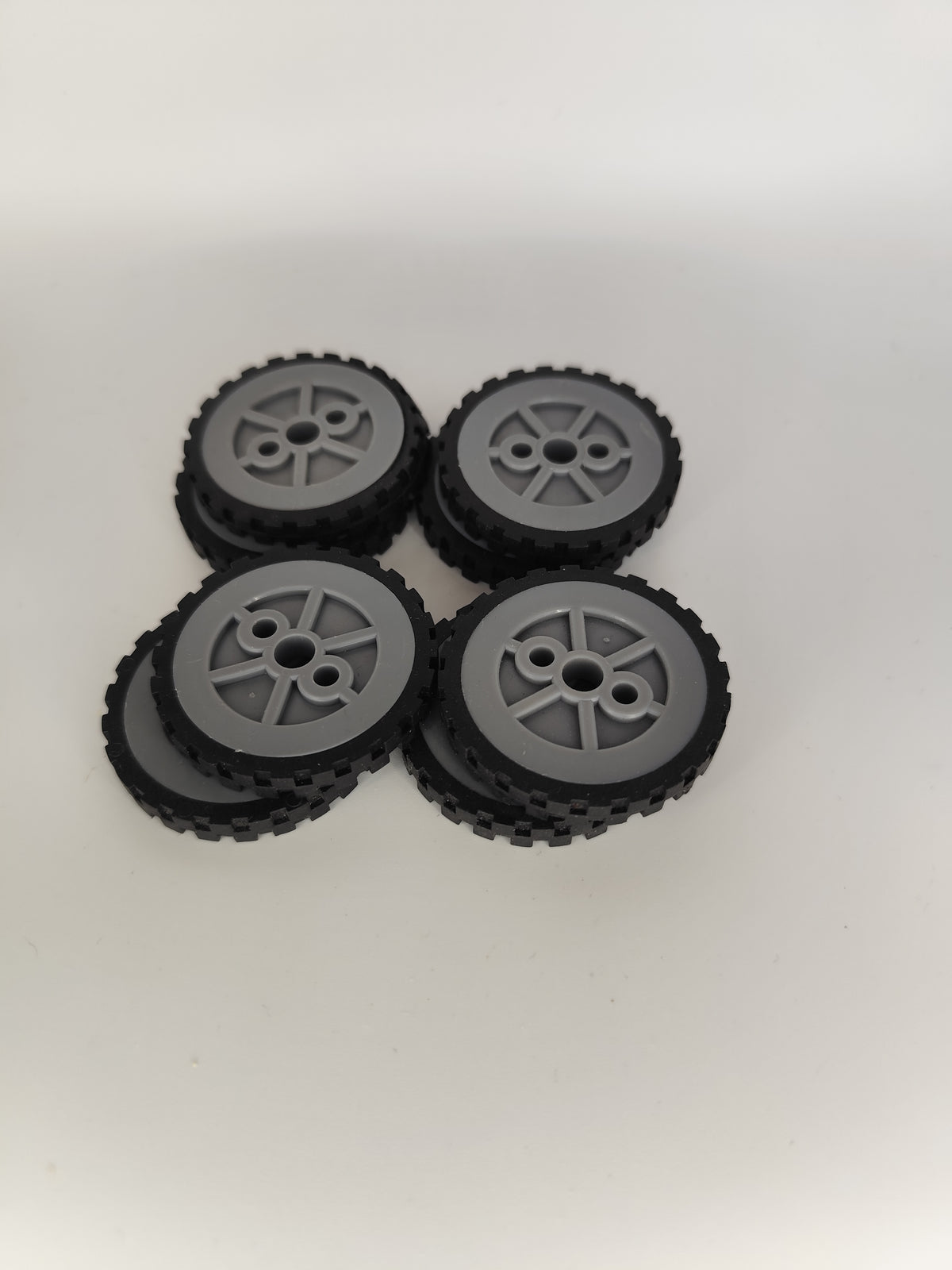 K'NEX Wheels Bulk Set - 20 Pieces: 6 Large, 6 Medium, 8 Small - Replacement Parts